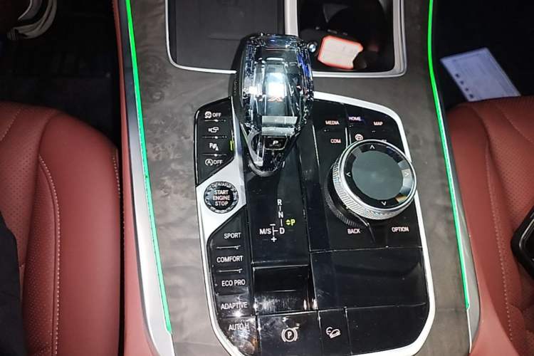 Used BMW X5 2022 Restyled xDrive 30Li Luxury Version M Sport Package Gear Lever