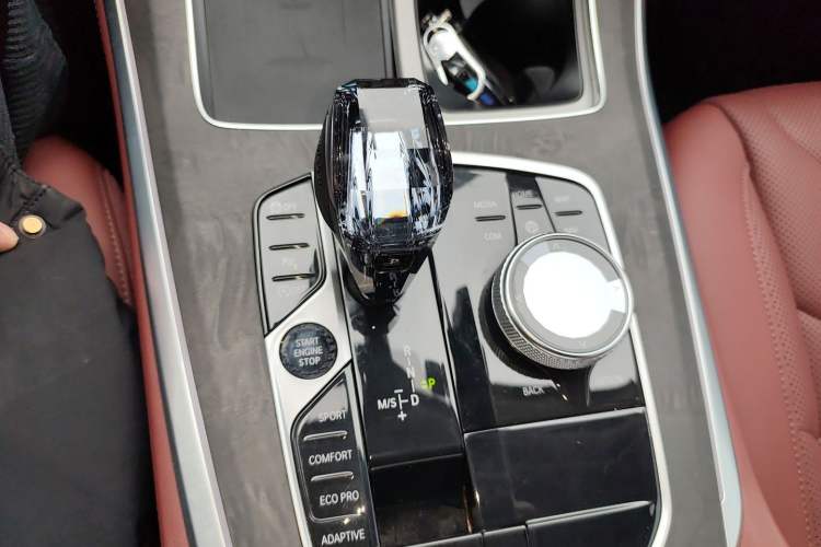 Used BMW X5 2022 Restyled xDrive 30Li M Sport Package Gear Lever