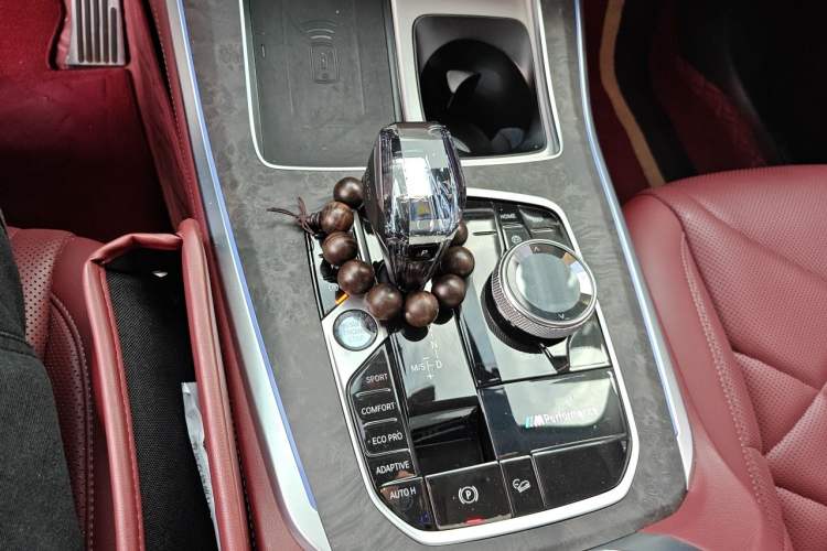 Used BMW X5 2022 xDrive 30Li Luxury M Sport Package Gear Lever