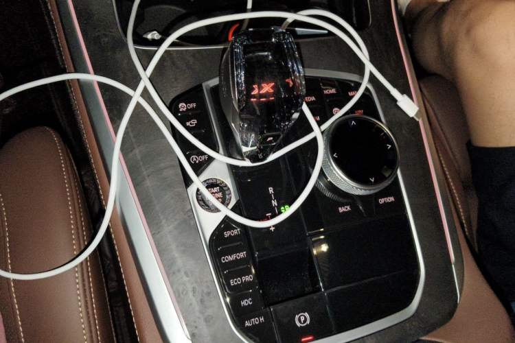 Used BMW X5 2022 xDrive40i Luxury Edition M Sport Package Gear Lever