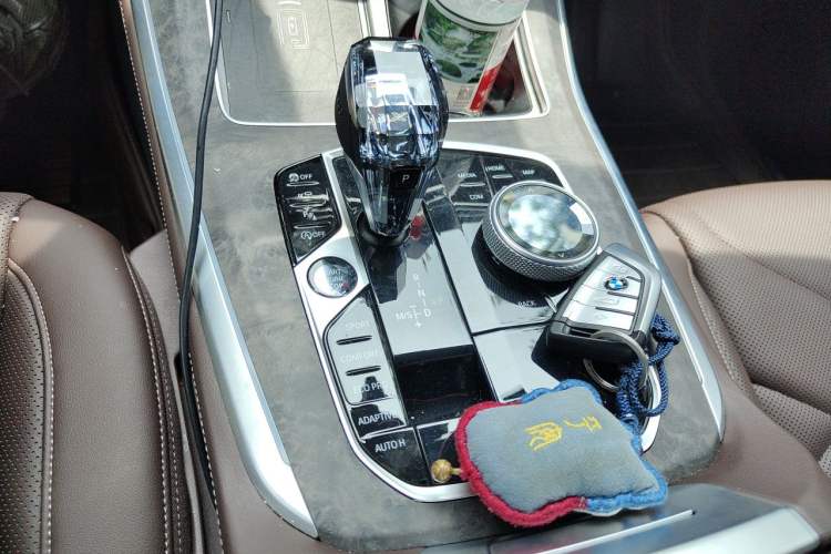 Used BMW X5 2022 Restyled xDrive 30Li Luxury Version M Sport Package Gear Lever