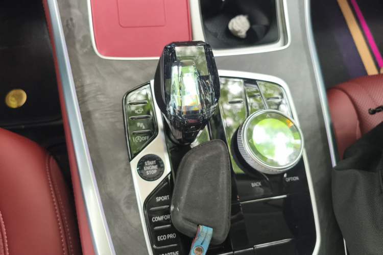 Used BMW X5 2022 Restyled xDrive 30Li Luxury Version M Sport Package Gear Lever