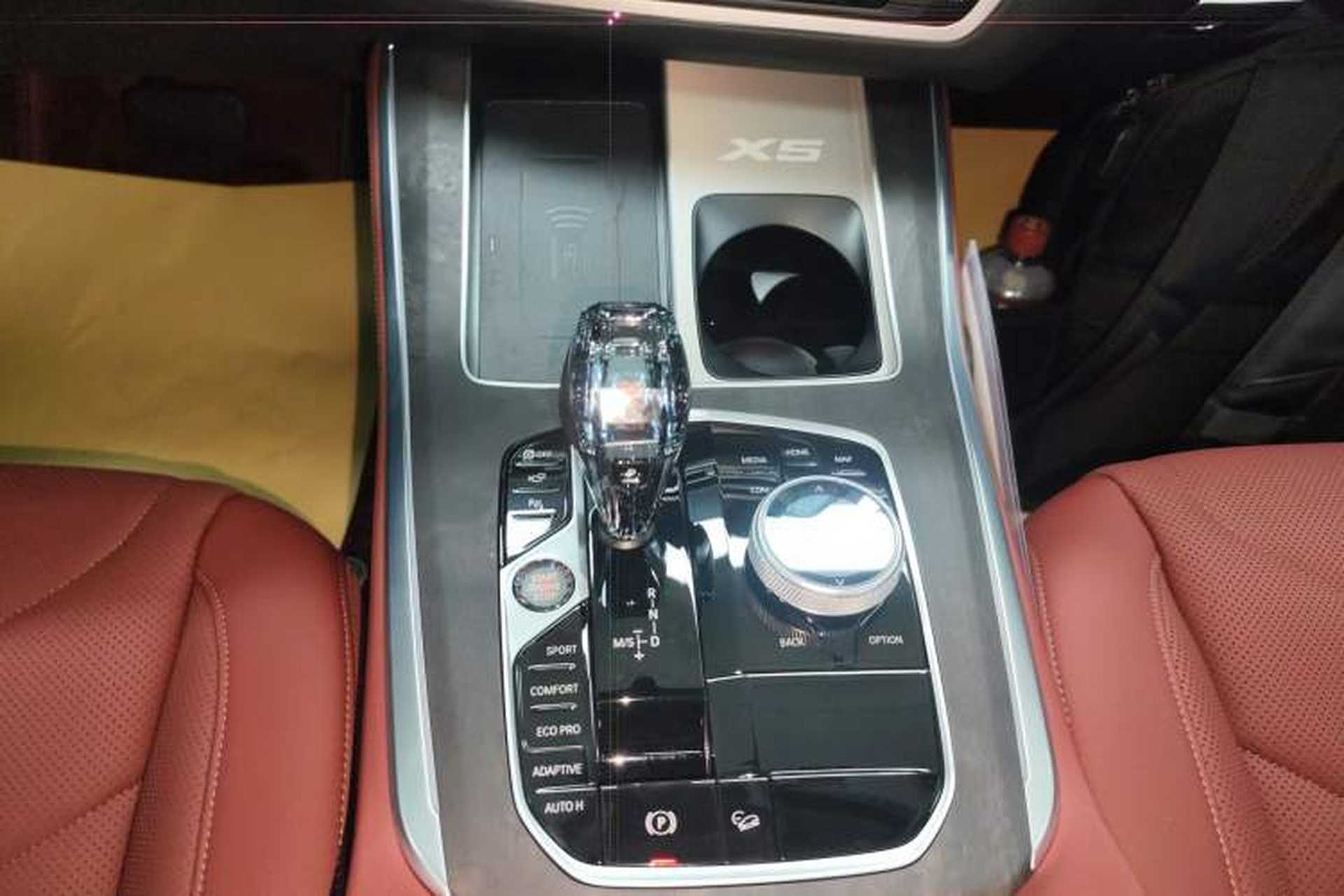 Used BMW X5 2022 Restyled xDrive 30Li Luxury Version M Sport Package Gear Lever