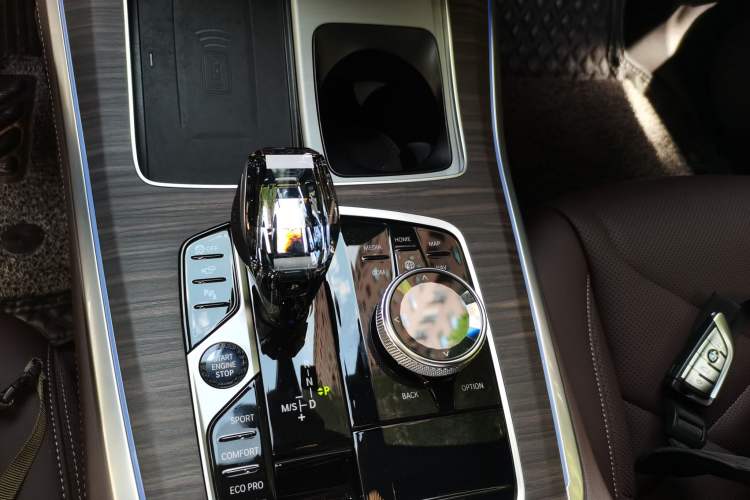 Used BMW X5 2022 Restyled xDrive 40Li M Sport Package Gear Lever