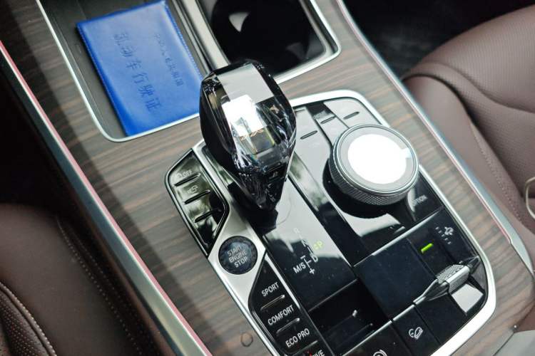 Used BMW X5 2022 Restyled xDrive 40Li M Sport Package Gear Lever