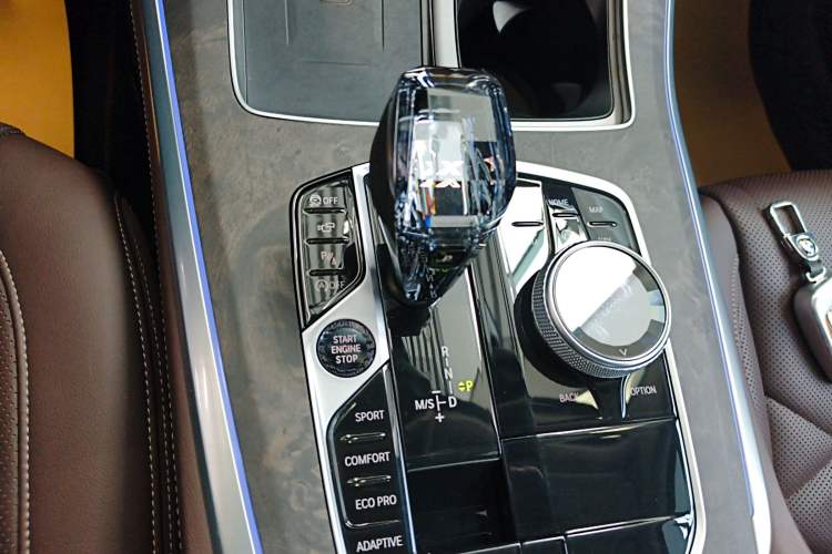 Used BMW X5 2022 Restyled xDrive 30Li Luxury Version M Sport Package Gear Lever