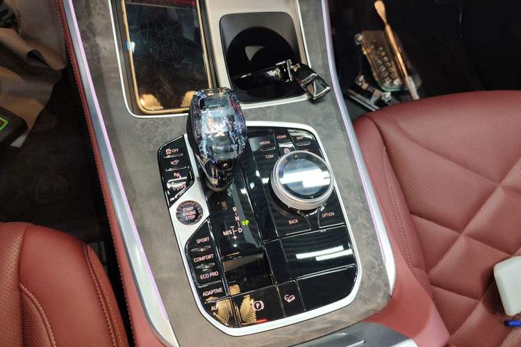Used BMW X5 2022 Restyled xDrive 30Li Luxury Version M Sport Package Gear Lever