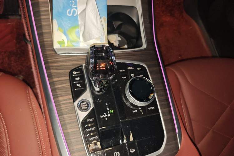 Used BMW X5 2022 xDrive 40Li M Sport Package Gear Lever