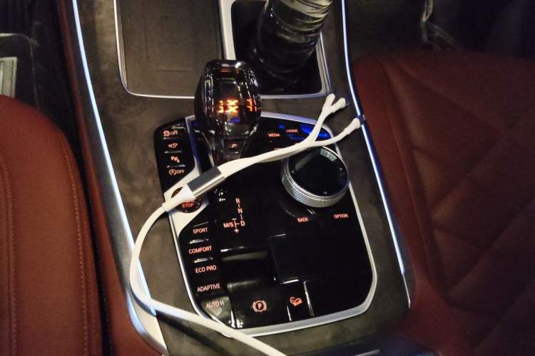 Used BMW X5 2022 Restyled xDrive 30Li Luxury Version M Sport Package Gear Lever