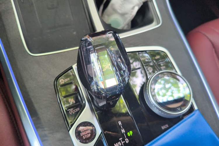 Used BMW X5 2022 xDrive 30Li M Sport Package Gear Lever