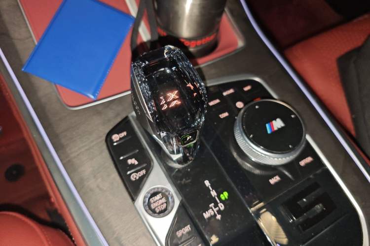 Used BMW X5 2022 xDrive 30Li M Sport Package Gear Lever