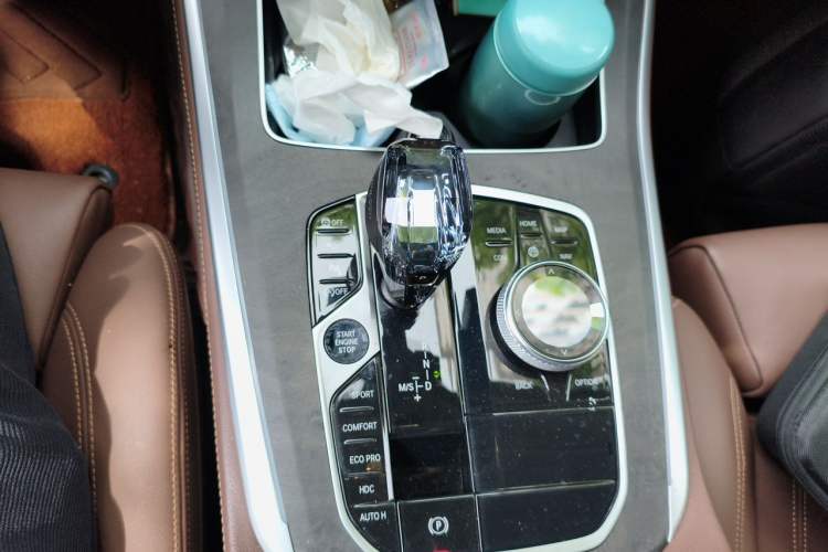 Used BMW X5 2022 xDrive40i M Sport Package Gear Lever