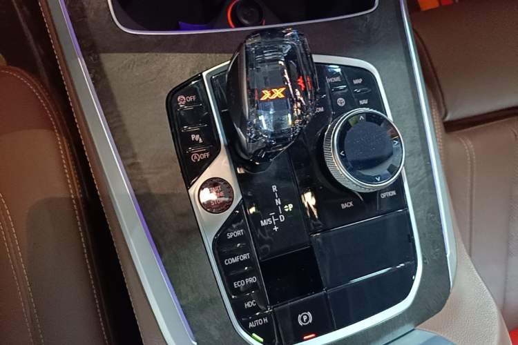 Used BMW X5 2022 xDrive30i M Sport Package Gear Lever