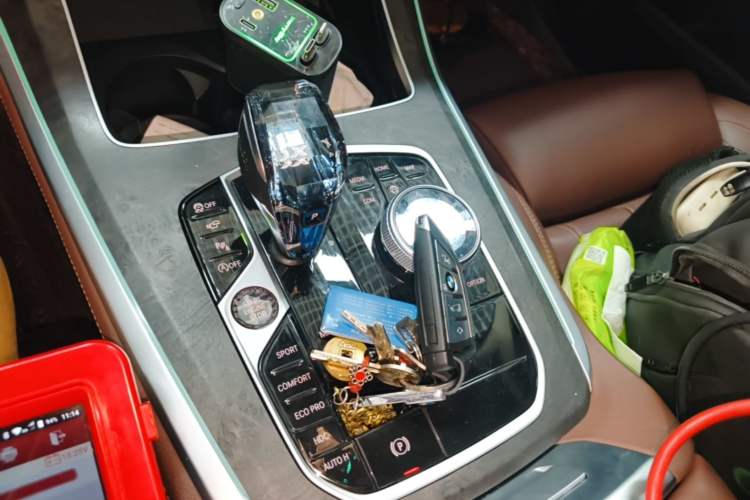 Used BMW X5 2022 xDrive40i M Sport Package Gear Lever