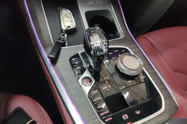 Used BMW X5 2022 Restyled xDrive 40Li M Sport Package Gear Lever
