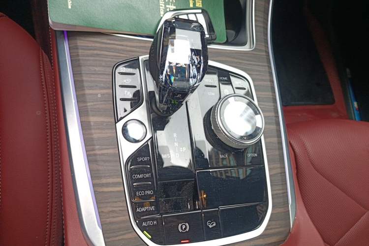 Used BMW X5 2022 Restyled xDrive 40Li M Sport Package Gear Lever