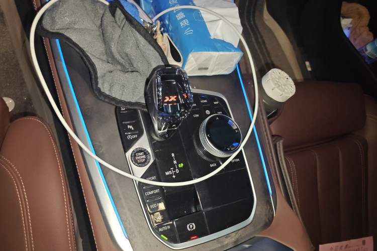 Used BMW X5 2022 xDrive30i M Sport Package Gear Lever