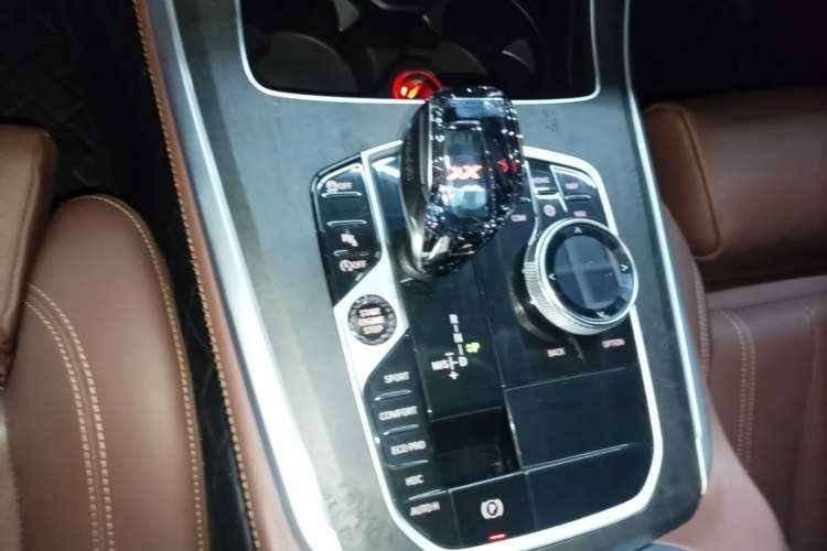 Used BMW X5 2022 xDrive30i M Sport Package Gear Lever