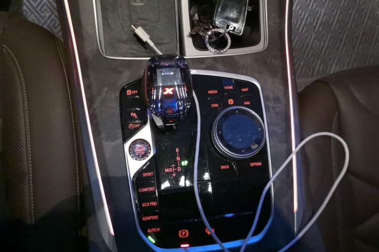 Used BMW X5 2022 xDrive 30Li M Sport Package Gear Lever