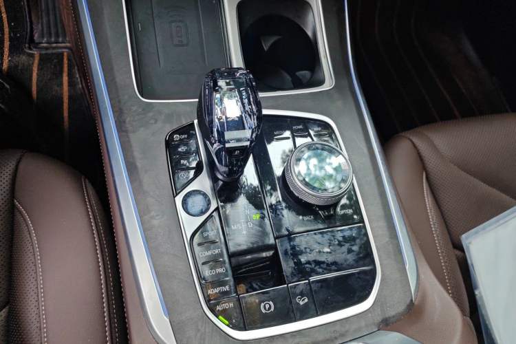 Used BMW X5 2022 Restyled xDrive 30Li Luxury Version M Sport Package Gear Lever