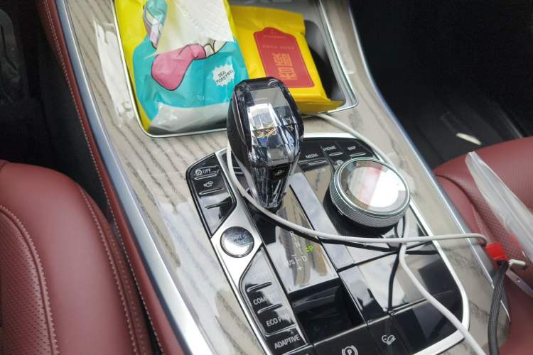 Used BMW X5 2022 xDrive 40Li M Sport Package Gear Lever