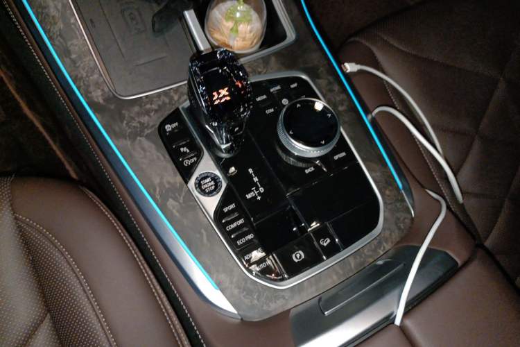 Used BMW X5 2022 xDrive 30Li M Sport Package Gear Lever