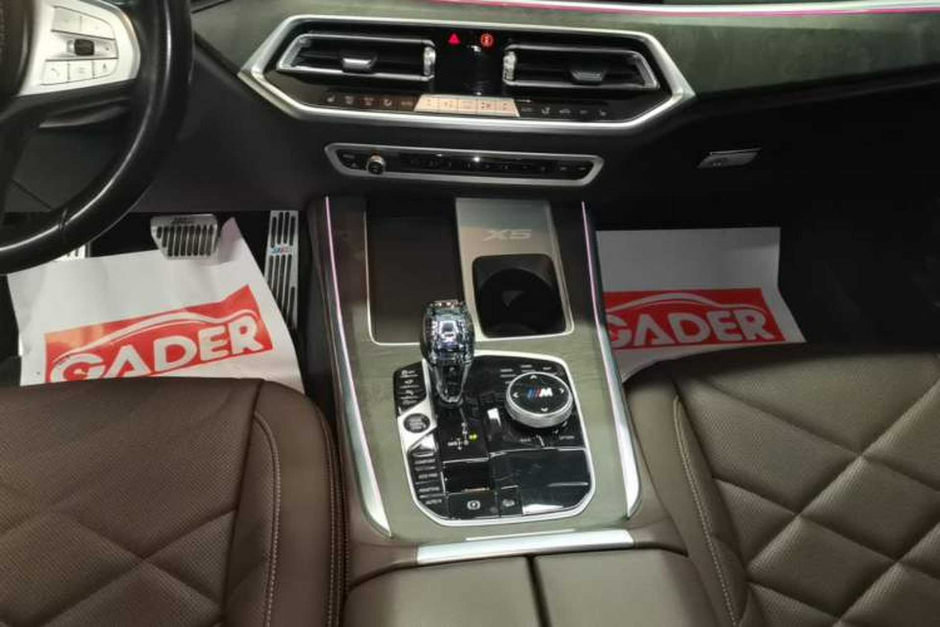 Used BMW X5 2022 Restyled xDrive 30Li Luxury Version M Sport Package Gear Lever