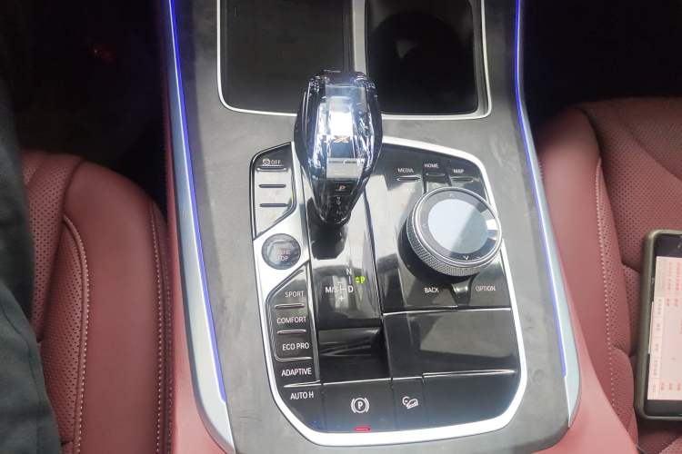 Used BMW X5 2022 Restyled xDrive 30Li Luxury Version M Sport Package Gear Lever