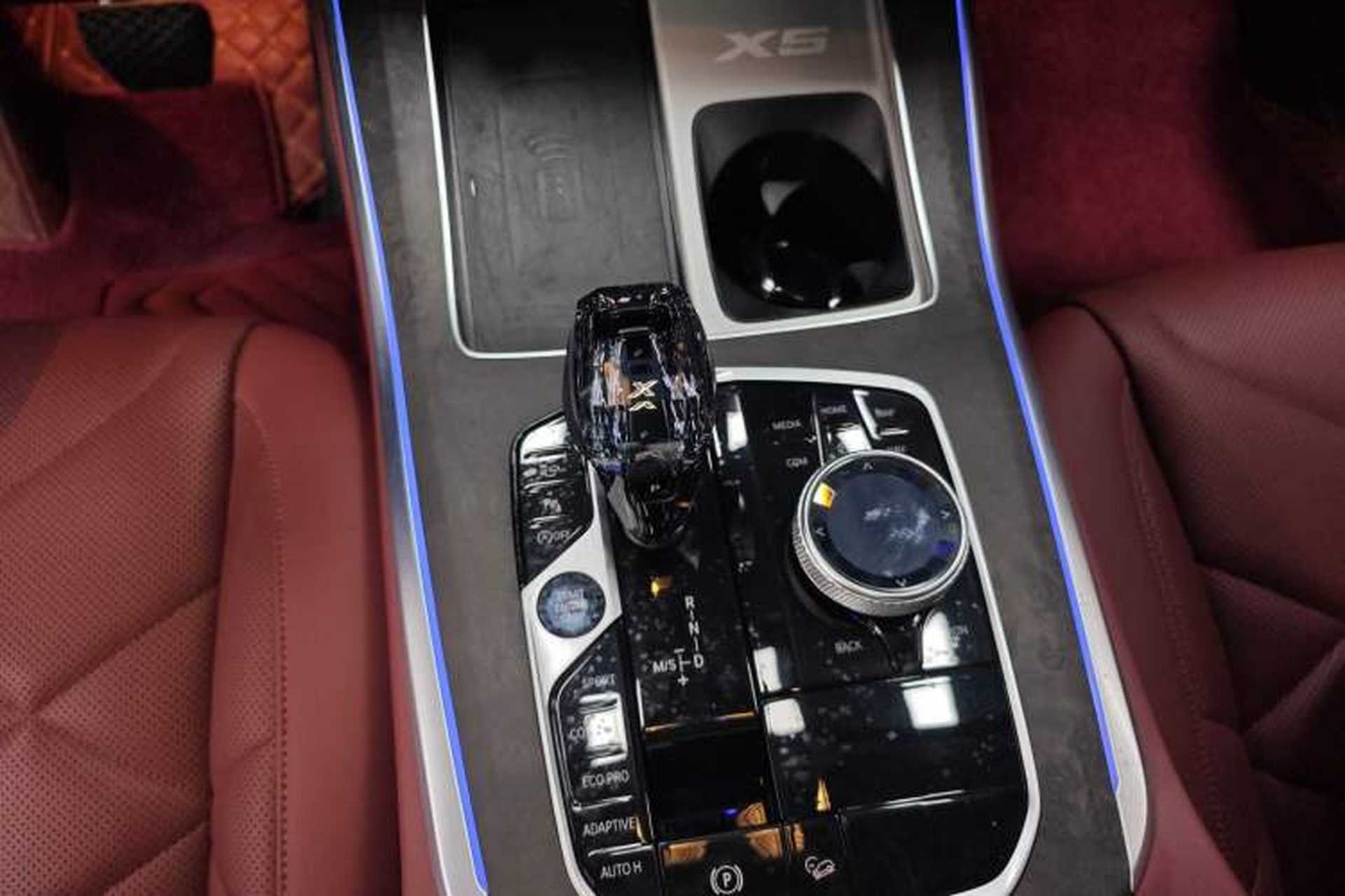 Used BMW X5 2022 xDrive 30Li Luxury M Sport Package Gear Lever