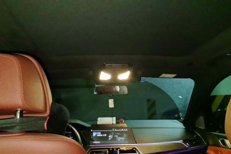 Used BMW X5 2022 Restyled xDrive 40Li Luxury Edition M Sport Package Headliner