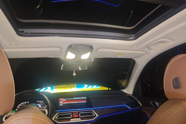 Used BMW X5 2022 xDrive30i M Sport Package Headliner