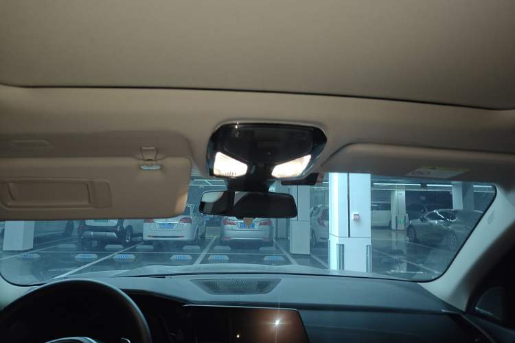 Used BMW X5 2022 Restyled xDrive 30Li Luxury Version M Sport Package Headliner