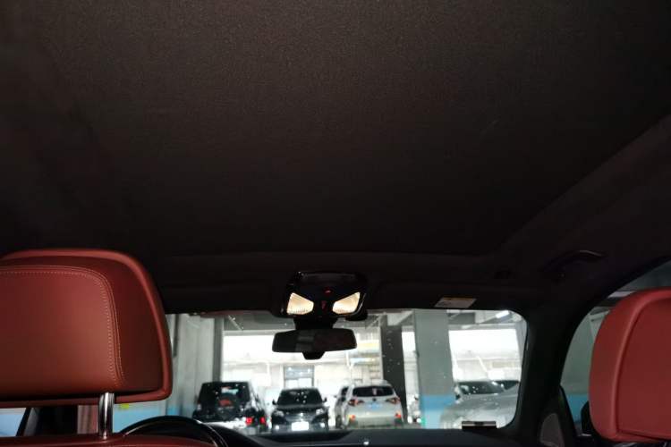 Used BMW X5 2022 Restyled xDrive 40Li M Sport Package Headliner