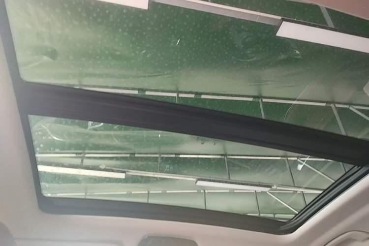 Used BMW X5 2022 xDrive40i M Sport Package Headliner