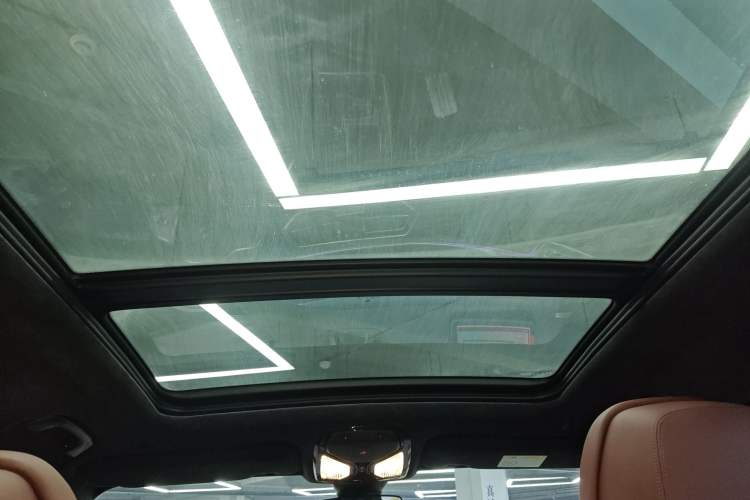 Used BMW X5 2022 xDrive 40Li M Sport Package Headliner
