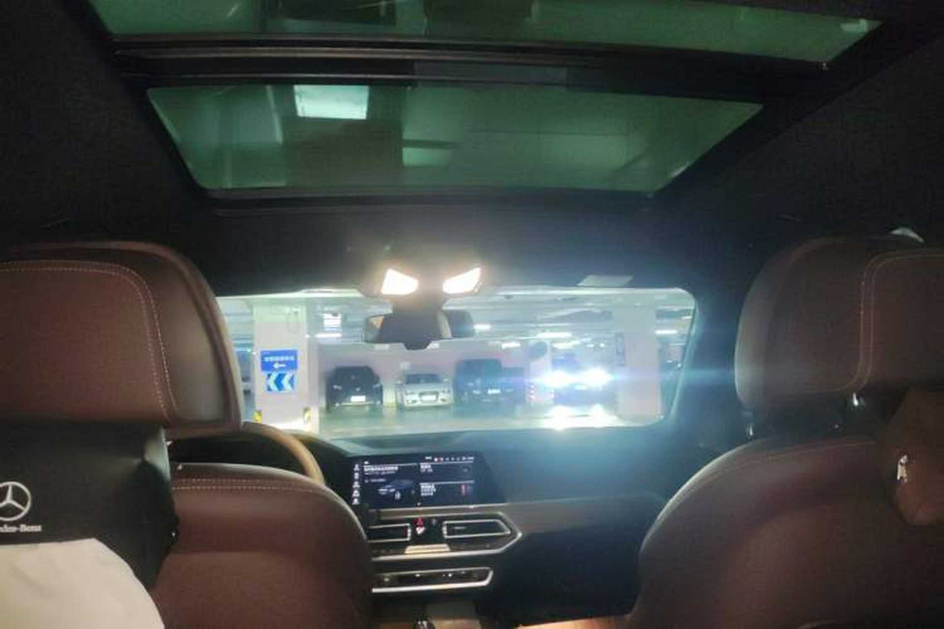 Used BMW X5 2022 xDrive 40Li M Sport Package Headliner