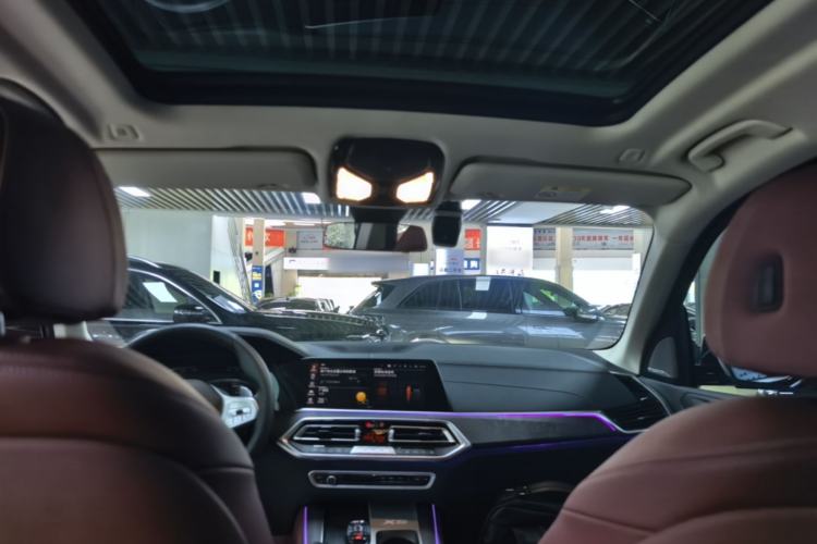 Used BMW X5 2022 Restyled xDrive 30Li Luxury Version M Sport Package Headliner