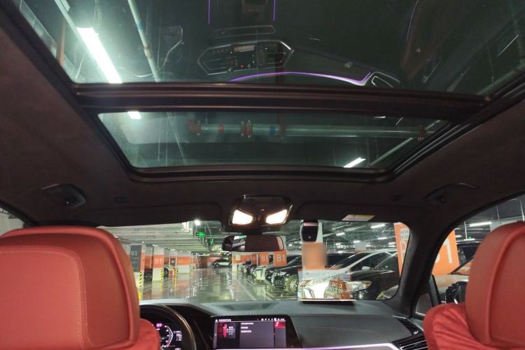 Used BMW X5 2022 Restyled xDrive 40Li M Sport Package Headliner