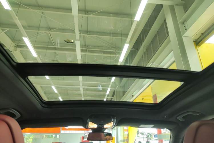 Used BMW X5 2022 Restyled xDrive 40Li M Sport Package Headliner