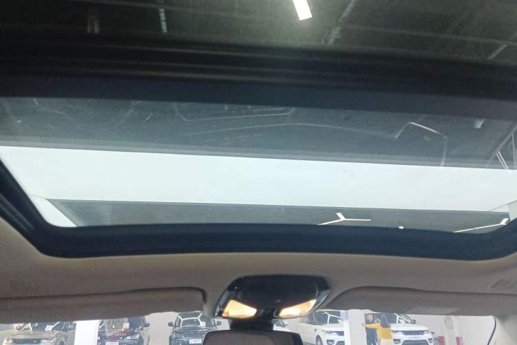Used BMW X5 2022 Restyled xDrive 30Li Luxury Version M Sport Package Headliner