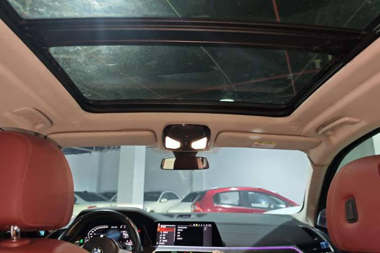 Used BMW X5 2022 Restyled xDrive 30Li Luxury Version M Sport Package Headliner
