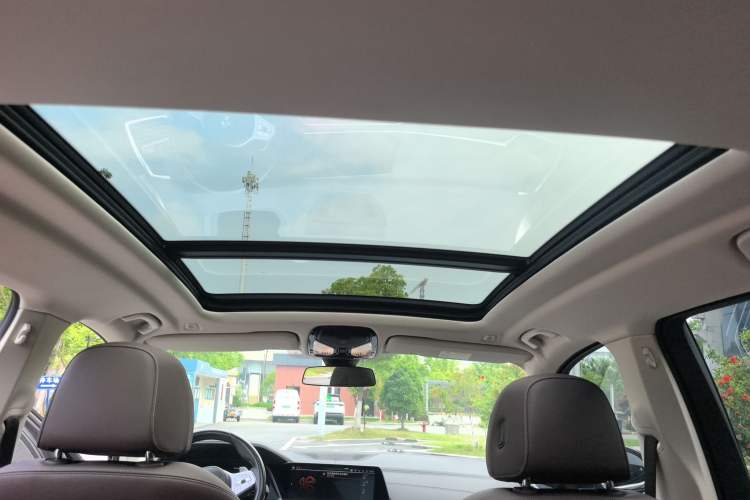 Used BMW X5 2022 xDrive 30Li Luxury M Sport Package Headliner