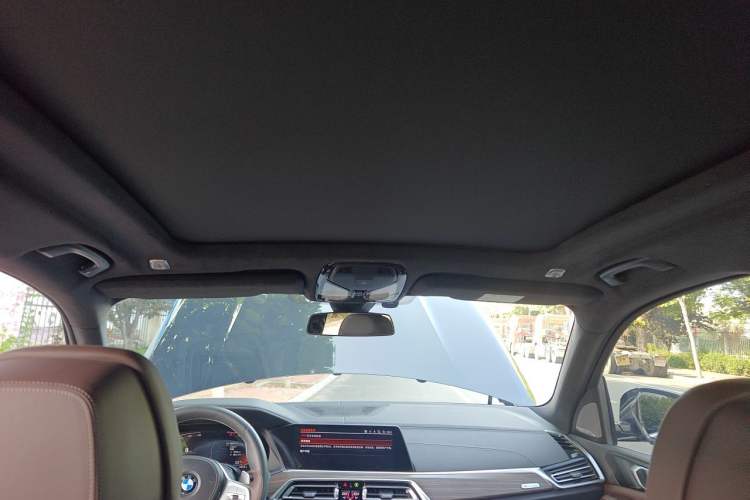Used BMW X5 2022 Restyled xDrive 40Li M Sport Package Headliner