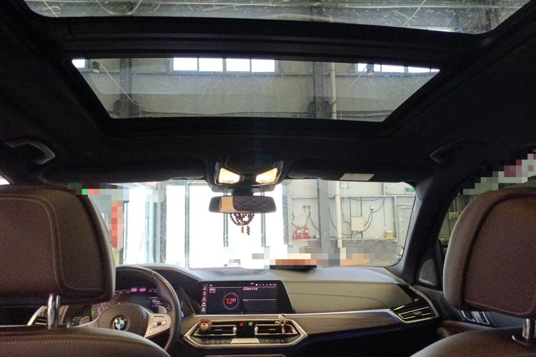Used BMW X5 2022 Restyled xDrive 40Li Luxury Edition M Sport Package Headliner