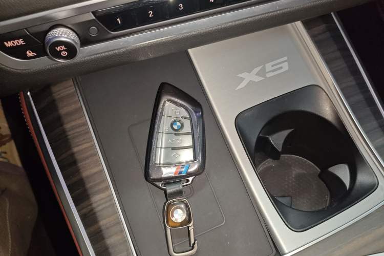 Used BMW X5 2022 Restyled xDrive 40Li M Sport Package Interior 1