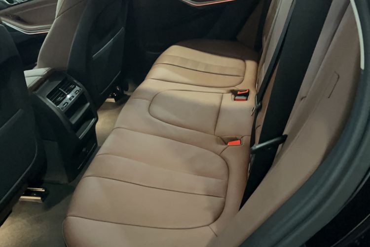 Used BMW X5 2022 xDrive30i M Sport Package Interior 1