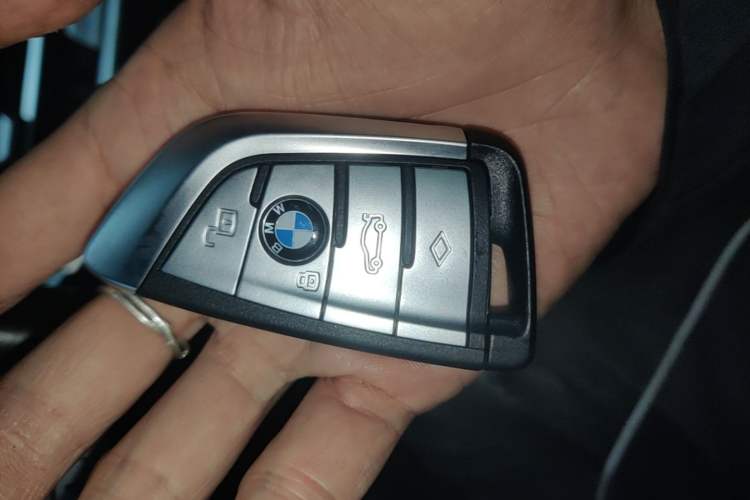 Used BMW X5 2022 Restyled xDrive 30Li Luxury Version M Sport Package Interior 1