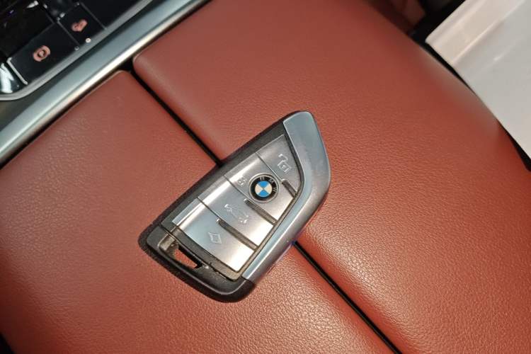 Used BMW X5 2022 xDrive 40Li M Sport Package Interior 1