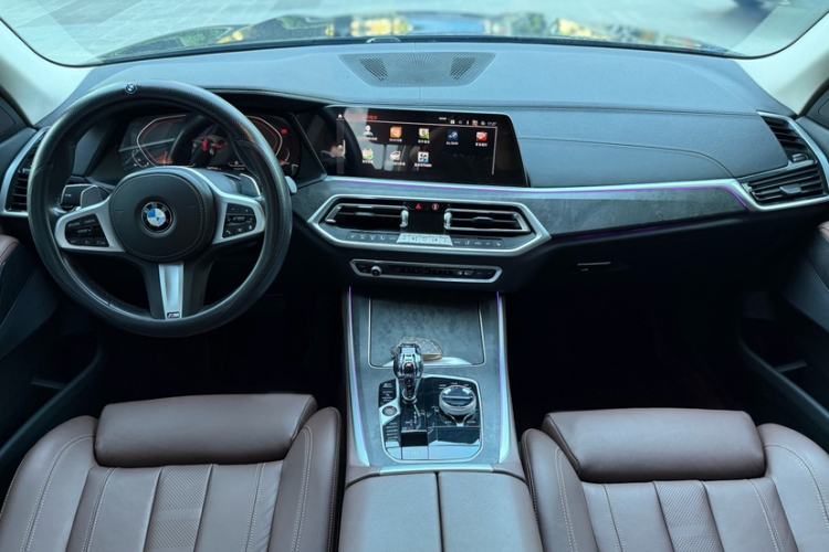Used BMW X5 2022 xDrive30i M Sport Package Interior 2