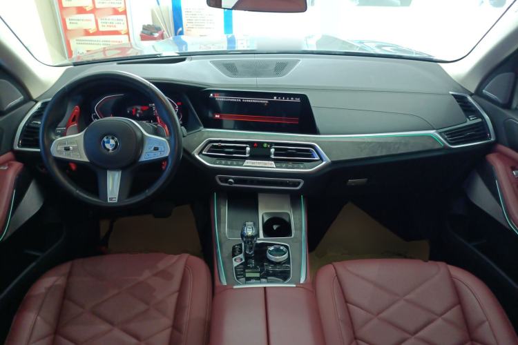 Used BMW X5 2022 Restyled xDrive 30Li Luxury Version M Sport Package Interior 2